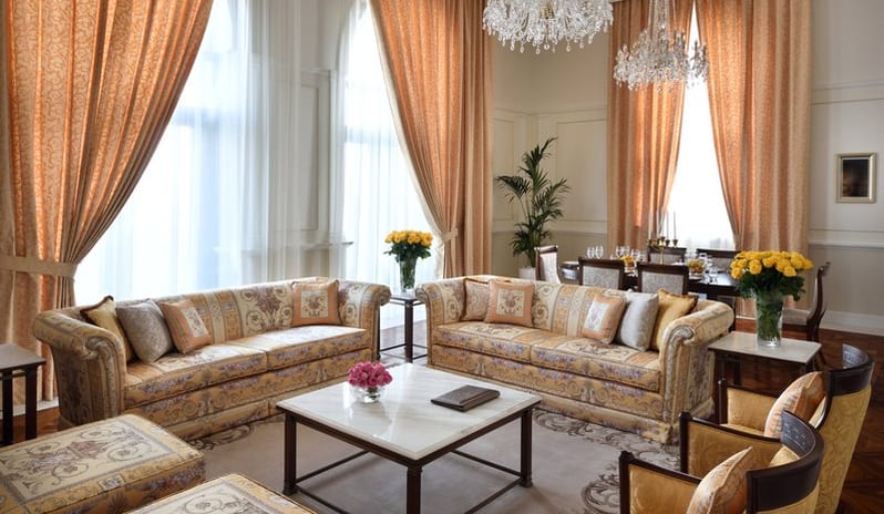 Palazzo Versace Dubai - Signature Suite Living Area